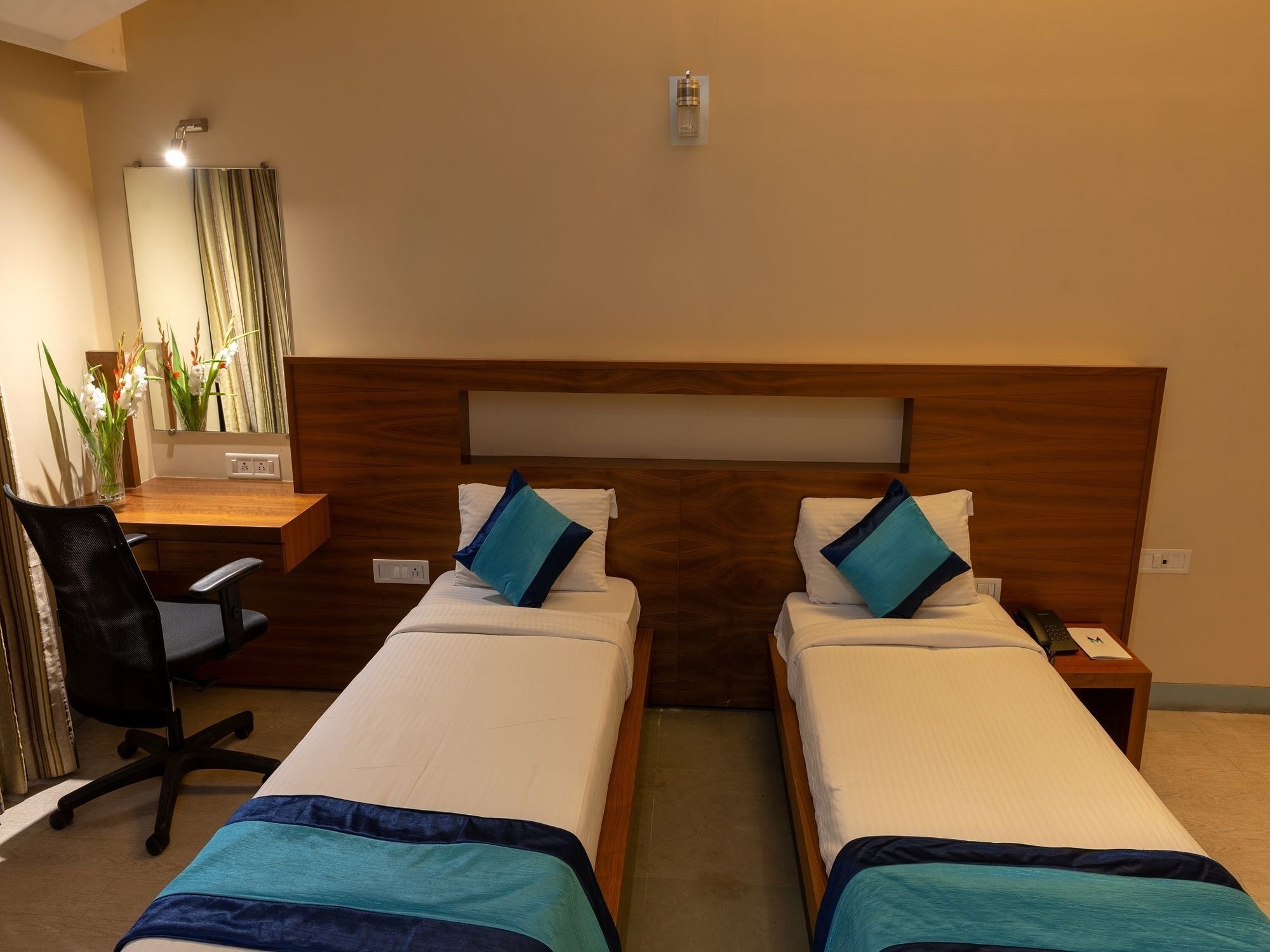 Hotel Mint Koregaon Park Pune Ngoại thất bức ảnh